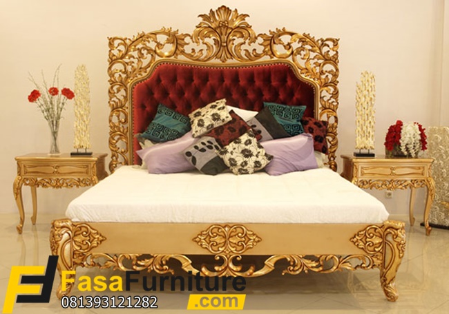 Set Tempat Tidur Itali Ukiran Mewah