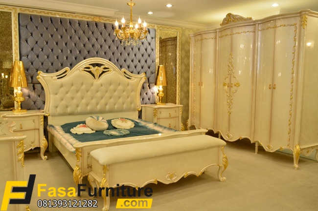 Set Kamar Tidur Prancis Mewah