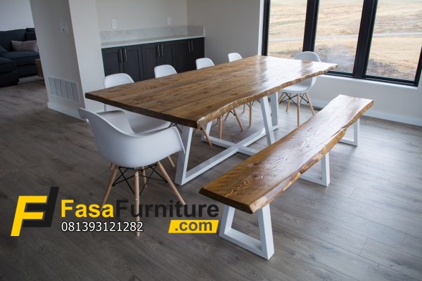 Meja Cafe Bangku  Trembesi Solid Klasik