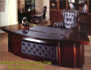 Meja Kantor Klasik Minimalis Jati