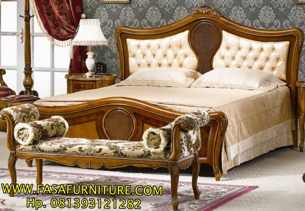 Tempat Tidur Modern Kayu Jati