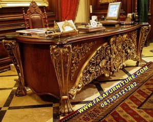 Meja Kerja Ukir Kayu Jati Klasik