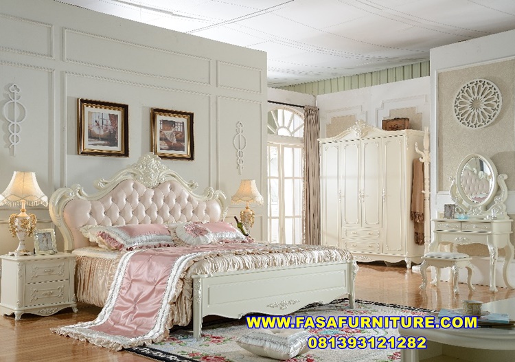 Set Kamar Tidur Mewah Najwa Jepara