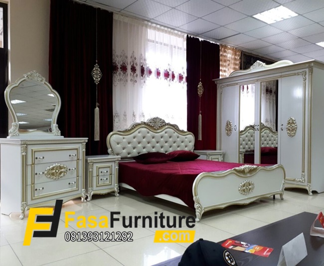 Set Tempat Tidur Mewah Royal Klasik Jepara