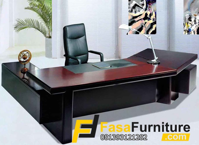 Meja Kantor Minimalis Lengkung Jati