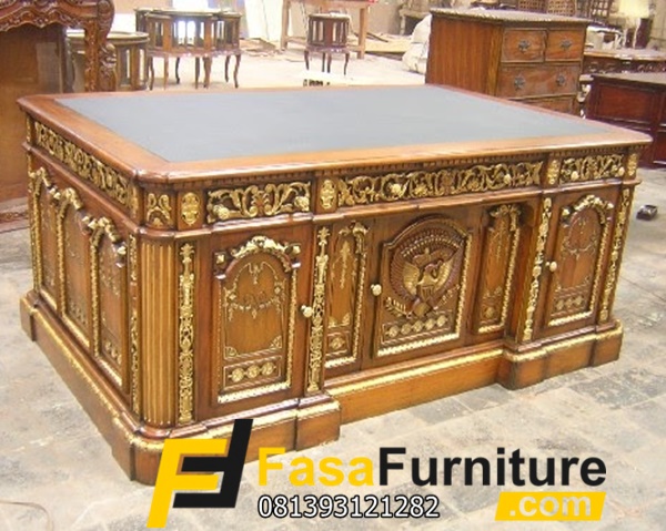 Meja Kantor Ukir Gold Mewah Kayu Jati