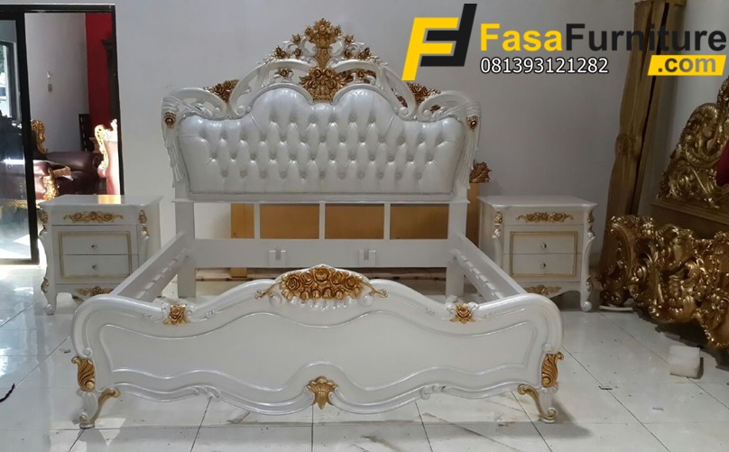 Tempat Tidur Mewah Calon Pengantin Model Ukir
