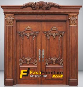 Pembuat Pintu Utama Ukiran Kayu Jati