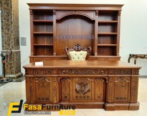 Model Meja Kerja Direktur Klasik Natural