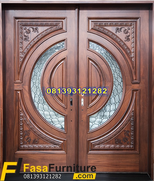 Model Pintu Utama Mewah Ukiran Kaca Patri